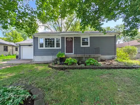 301 Millard Avenue, Crystal Lake, IL 60014