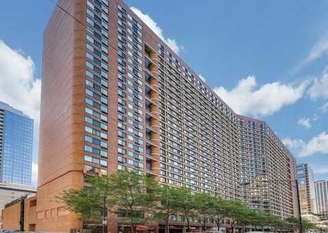211 E OHIO Street, Chicago, IL 60611