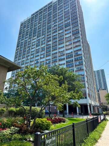6171 N SHERIDAN Road, Chicago, IL 60660