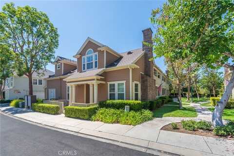 9 Chilmark Street, Ladera Ranch, CA 92694