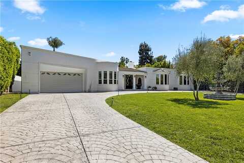 8944 Enfield, Sherwood Forest, CA 91325