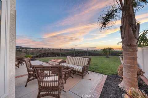 7701 E Misty Glen Court, Anaheim Hills, CA 92808