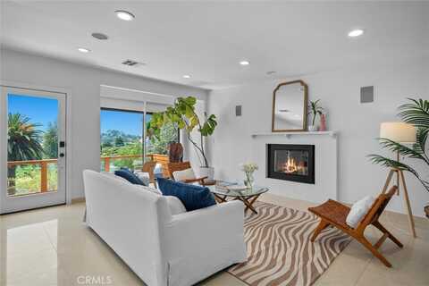 4698 Morro Drive, Woodland Hills, CA 91364