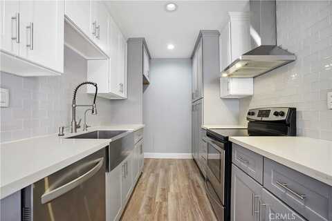 5414 Newcastle Avenue, Encino, CA 91316