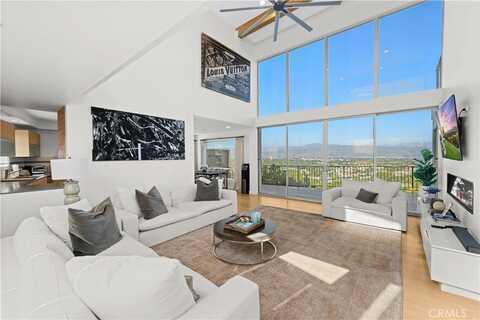 3631 Sunswept Drive, Studio City, CA 91604