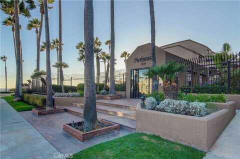 1200 Pacific Coast Highway, Huntington Beach, CA 92648