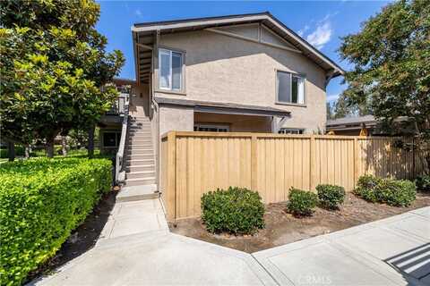 95 Rockwood, Irvine, CA 92614