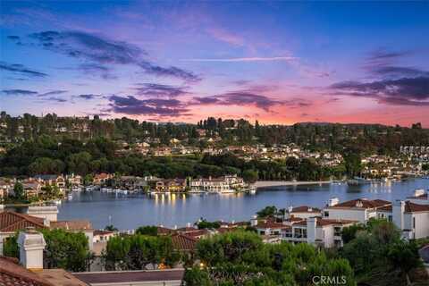 22396 Estallens, Mission Viejo, CA 92692