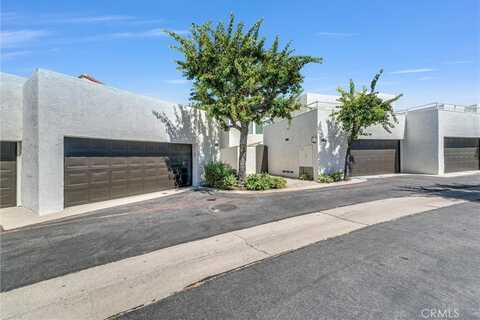 5 Crest Circle, Corona del Mar, CA 92625