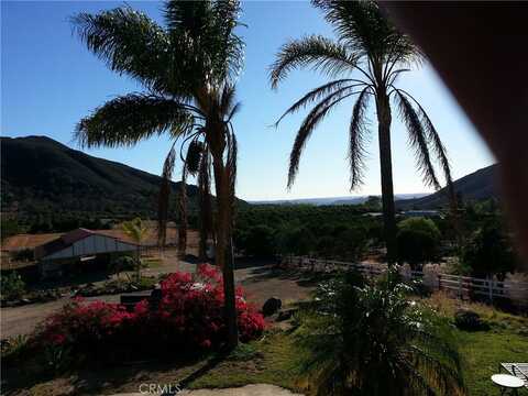 334 Rainbow Crest Road, Fallbrook, CA 92028