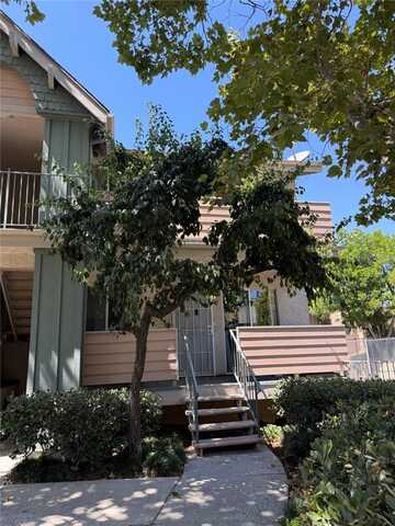 13144 Bromont Avenue, Sylmar, CA 91342