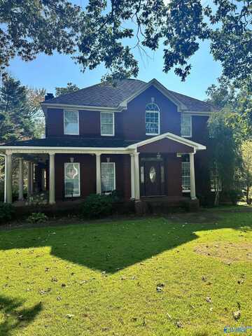 3216 SW Table Rock Drive, Hartselle, AL 35640