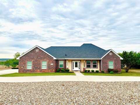 105 Briarfield Drive, Sweetwater, TX 79556