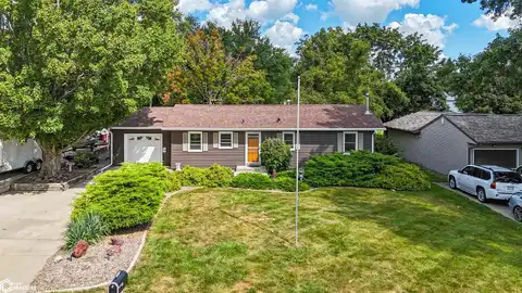 1213 W Anson Street, Marshalltown, IA 50158