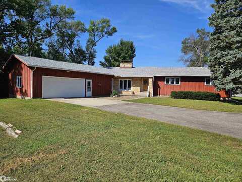 712 15th St N, Humboldt, IA 50548