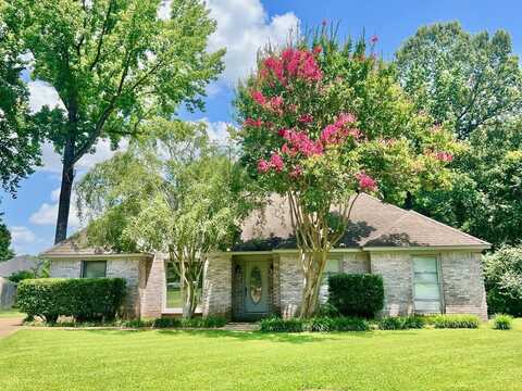 840 KNOTTY PINE, Southaven, MS 38671
