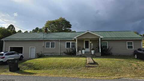 7027 Hall Road, Buckhannon, WV 26201
