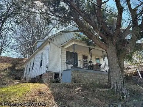 201 Buena Vista Avenue, Clarksburg, WV 26301