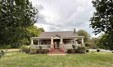 727 E Waits Road, Kendallville, IN 46755