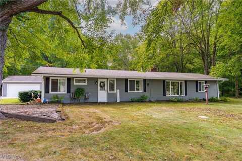 11940 Freshley Avenue NE, Alliance, OH 44601