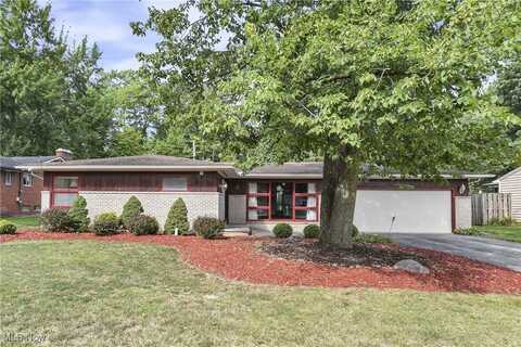 8080 Oxford Drive, Strongsville, OH 44149