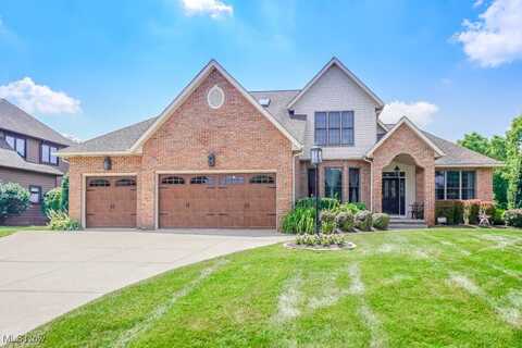 1292 Ashwood Road, Akron, OH 44312