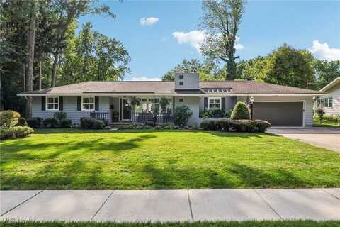 3054 Englewood Drive, Stow, OH 44224