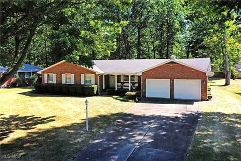 7645 E Parkside Drive, Youngstown, OH 44512