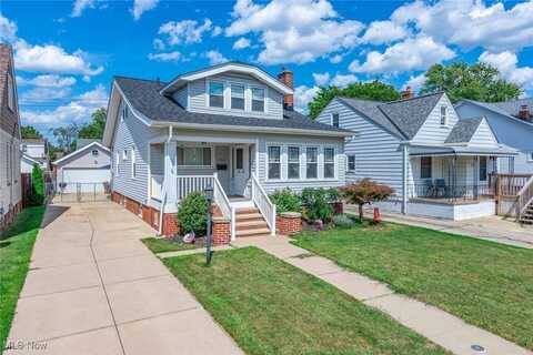 7706 Renwood Drive, Parma, OH 44129