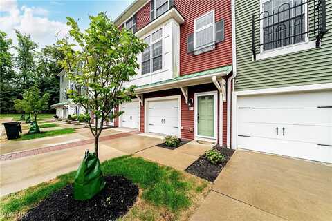 30 Grandview Drive, Rocky River, OH 44116