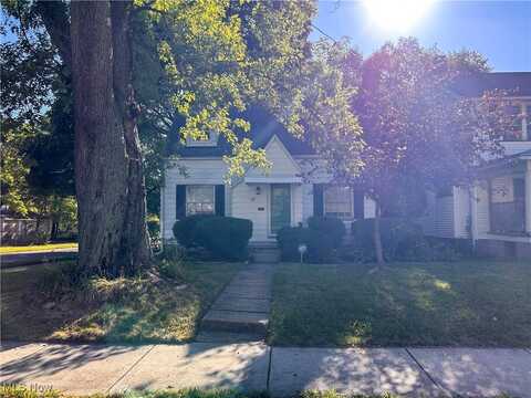59 Wesley Avenue, Youngstown, OH 44509