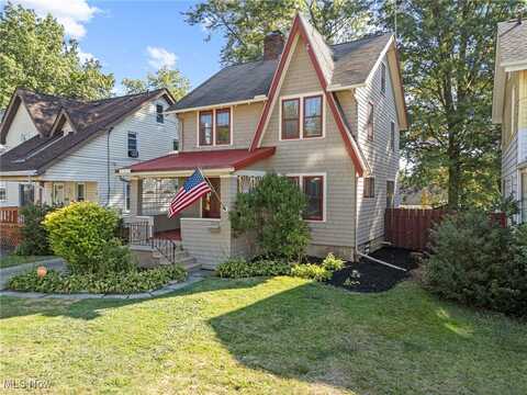 1523 8th Street, Cuyahoga Falls, OH 44221