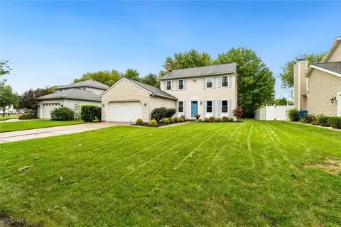 9757 Wainwright Terrace, Olmsted Falls, OH 44138