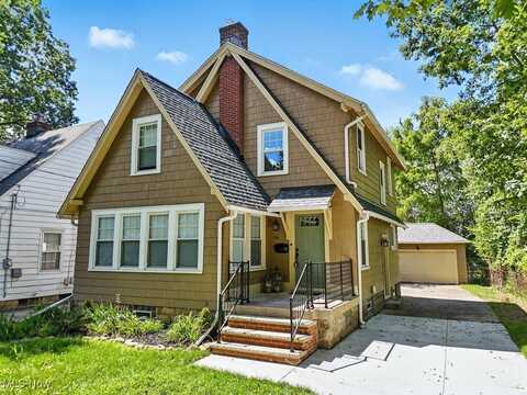 704 Lincoln Boulevard, Bedford, OH 44146