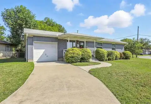 5129 Nadine Drive, Haltom City, TX 76117