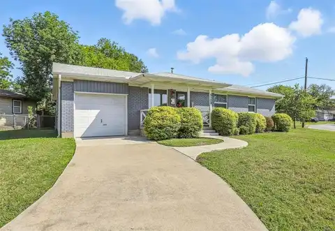 5129 Nadine Drive, Haltom City, TX 76117