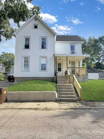 815 West Douglas Street, Freeport, IL 61032