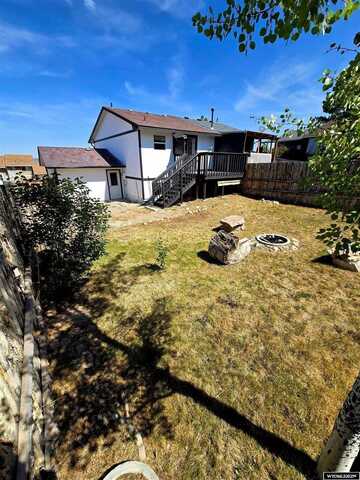 109 Barrett, Evanston, WY 82930