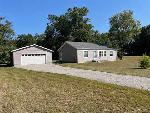 164 Hidden Hills Road, Houghton Lake, MI 48629