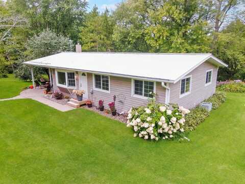 E6924 Nyhus Rd, Christiana, WI 54667