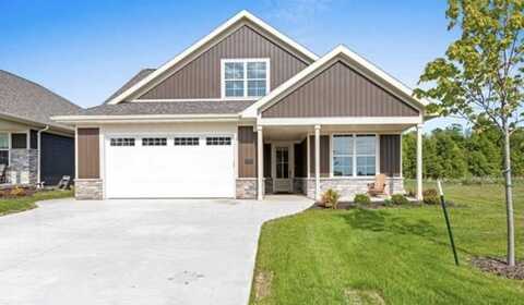 895 Black Swan Drive, Menasha, WI 54153