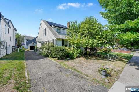 732 Rutland Avenue, Teaneck, NJ 07666
