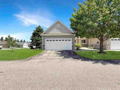 1528 Castle, Petoskey, MI 49770