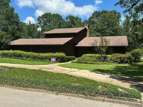 305 George Ihlo Dr., Center, TX 75935