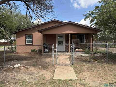 1001 E 2nd Street, Portales, NM 88130