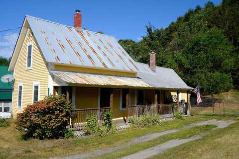 90 East Street, Lyndon, VT 05851