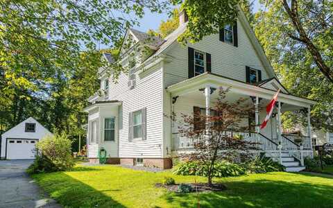 16 Forest Street, Rockingham, VT 05101