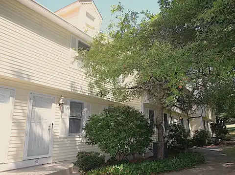 43 Albury Stone Circle, Nashua, NH 03063