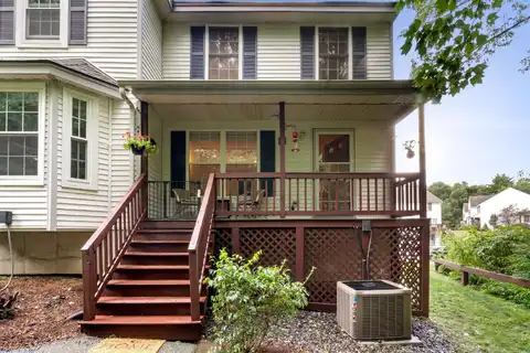 73 Lochmere Lane, Nashua, NH 03063
