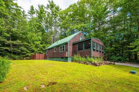 13 Twin Oaks Road, Sutton, NH 03221